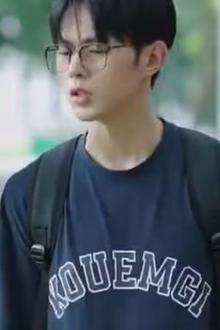 被女大学生诬陷偷拍，我的国士身份曝光了