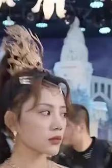 绝世战魔的女帝老婆